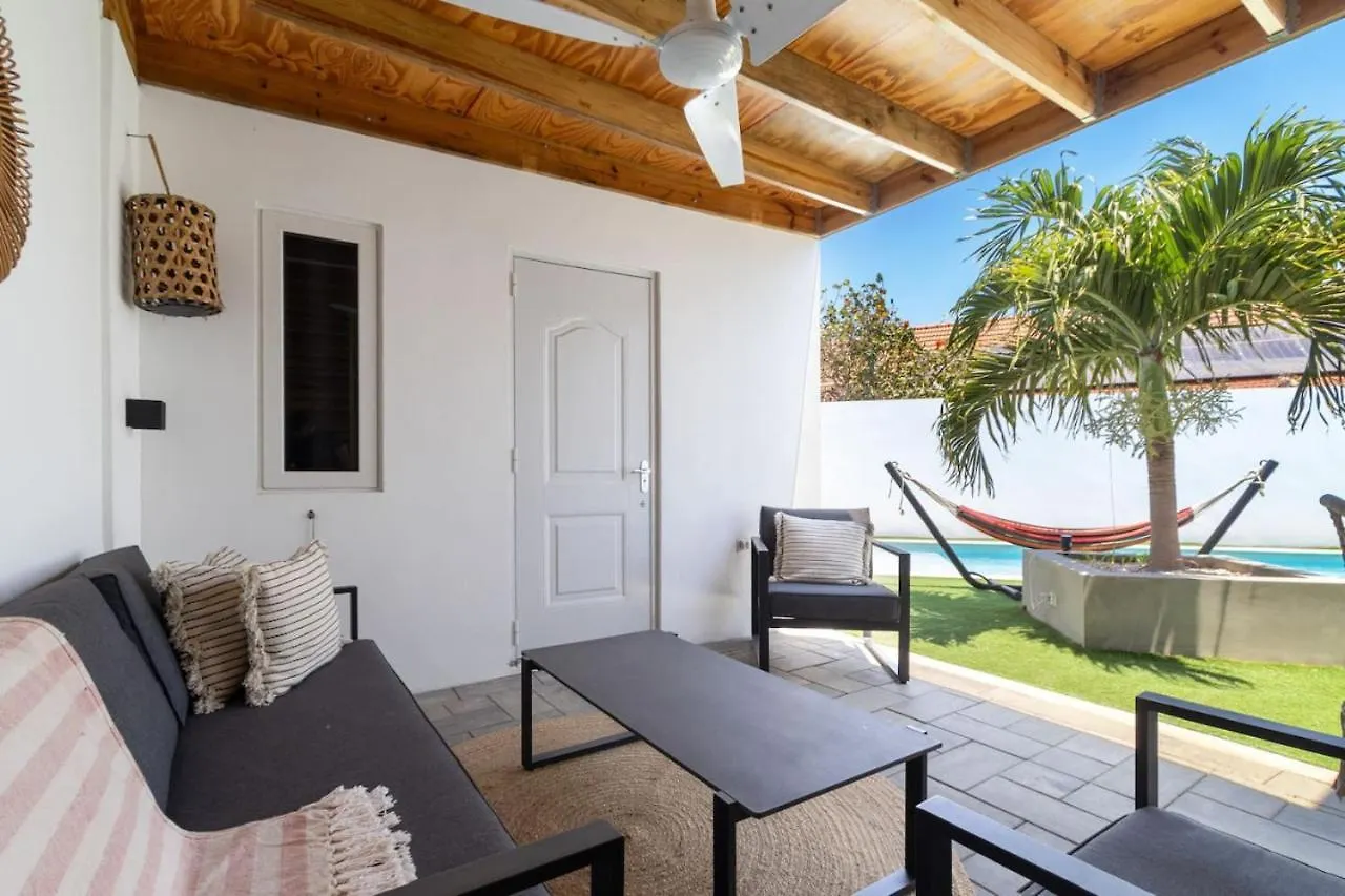 Villa Charly Large Villa With Pool In Noord Palm Beach 0*,